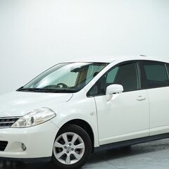 低走行でまだまだ元気に走ります！日産　ティーダ　15M　HDDナ...