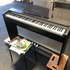 電子ピアノ　CASIO PriviA