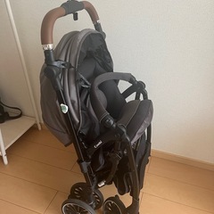ベビーカーコンビスゴカルSwitchAB型ベビーカー両対面式の画像