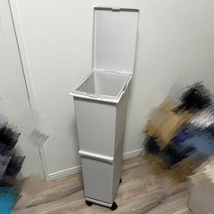 ニトリ  2段ゴミ箱 （スリム分別ペール 36L）の画像