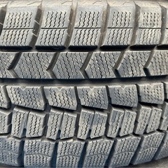 DUNLOP 215/55R17 22年製　スタッドレスタイヤの画像