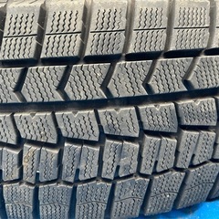 DUNLOP 215/55R17 22年製　スタッドレスタイヤの画像