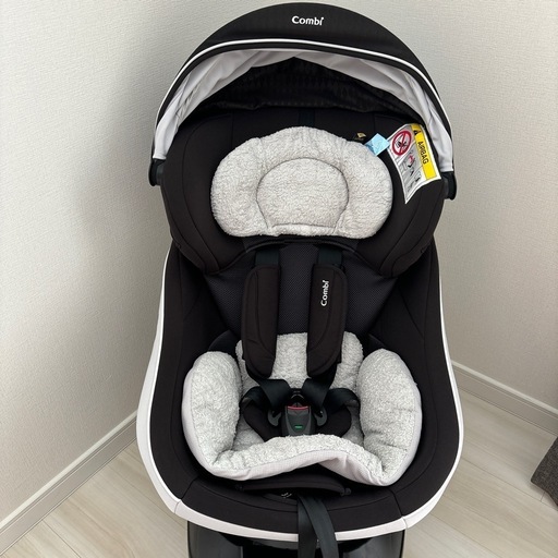 combiチャイルドシート　 クルムーヴ ISOFIX