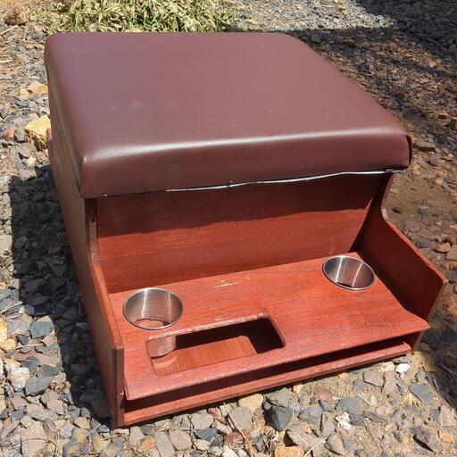 ハイエース　DIYセンターコンソールボックス