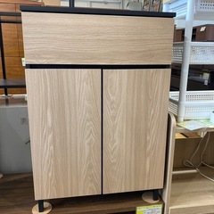 ⭐️シックなデザインで扱いやすい⭐️IRISOHYAMA キッチンキャビネット アイリスオーヤマ N o1067
