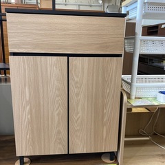 ⭐️シックなデザインで扱いやすい⭐️IRISOHYAMA キッチンキャビネット アイリスオーヤマ N o1067