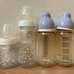 哺乳瓶　 4本の画像