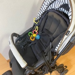 combiのベビーカーの画像