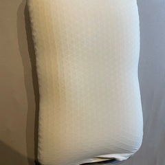 Moffle フィット  枕　
弾力性に優れたやわらかいまくら 40×60cmの画像