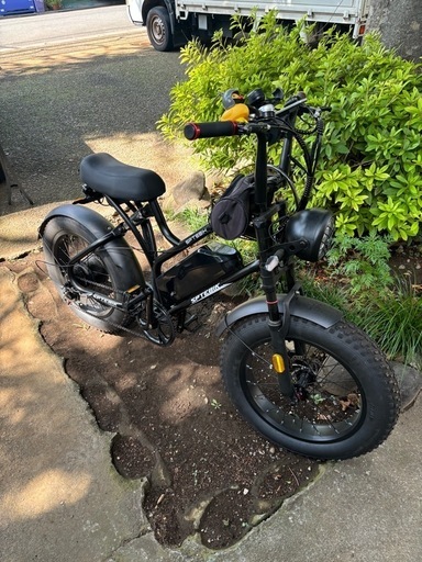 電動アシスト　ファットバイク