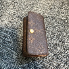 ルイヴィトン　キーケース　中古
