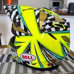 BELL モトクロスヘルメット MOTO９中古美品サイズL の画像