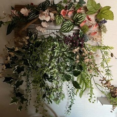 ハンドメイド　フェイクグリーン壁掛け