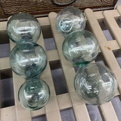浮き球 ガラス玉 直径約24cm＋約6～8ｃｍ 7個セット まとめて オブジェ 飾り 浮き玉 漁具オブジェ 硝子製 インテリア 置物 札幌市手稲区の画像