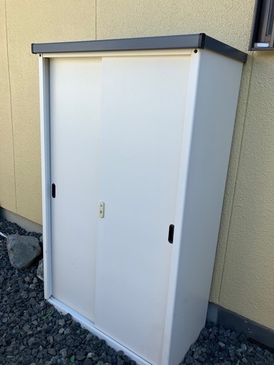 （お話し中）組み立て式物置き