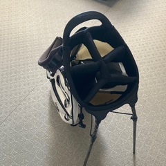 キャディバッグ PING スタンド付き 軽量。ホワイトの画像