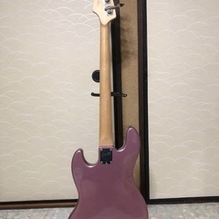 squier ジャズベース の画像