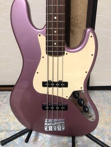 squier ジャズベース