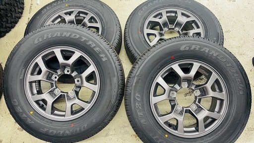 ジムニーシエラ JB74  未使用車外し 美品 4本セット