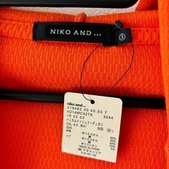 【新品未着用】Nico andパーカーの画像