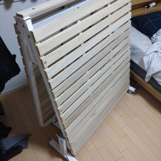 折りたたみ式シングルベッド