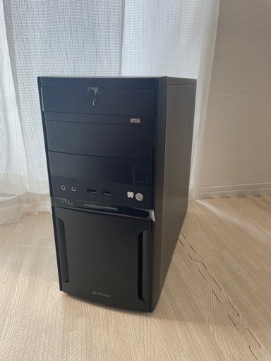 デスクトップパソコン　9世代　中スペック