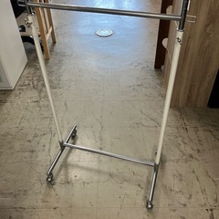 K2408-031 ステンレスハンガーラック キズ・汚れあり 中古