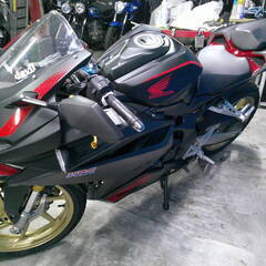 HONDA CBR250RR-2 黒/赤  自賠責保険加入で乗れ...