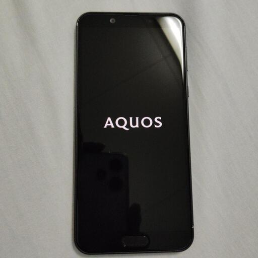 お取り引き完了❗️⭐docomo AQUOS  SH-01L 中古！新品 保護フィルムとケース付き 値下げ交渉可❗