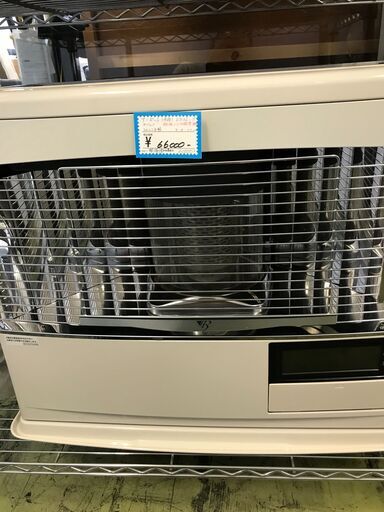 サンポット（長府）カベックFFストーブ2022年製入荷してます。売り切れ御免！！お早めに(^^)/