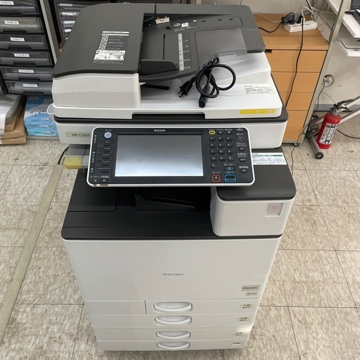 業務用プリンター MP C2503 SPF RICOH ※2400010418761