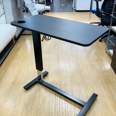 【軽トラック貸し出し無料！】電源タップ付きの昇降テーブルです！