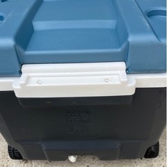 60Qt🇺🇸iglooイグルー取手付なし‼️ホイールクーラーボックスマリンレジャー沖釣りキャンプビーチパーテｨー56L🍉プロフ必読の画像