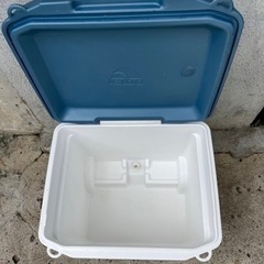 60Qt🇺🇸iglooイグルー取手付なし‼️ホイールクーラーボックスマリンレジャー沖釣りキャンプビーチパーテｨー56L🍉プロフ必読の画像