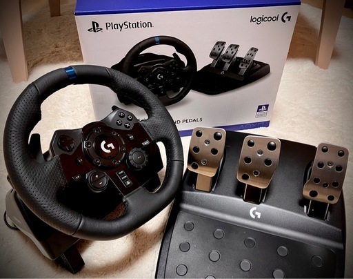 ハンコン　Logicool G923 TRUEFORCEレーシングホイール