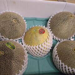 青森産　タカミ　残り2つ・ゆうかメロン