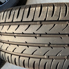車のパーツ タイヤ、ホイール