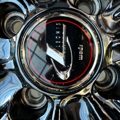 車のパーツ タイヤ、ホイール