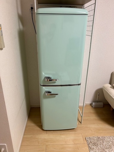 【使用年数約1年】冷蔵庫　PRR-142D-LG