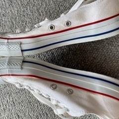 スニーカーの画像