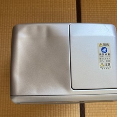 石油ファンヒーターの画像