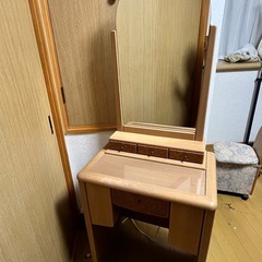 鏡台
