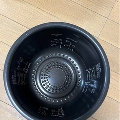 本日帰宅する為20時引き取りで4000円日立IHジャー炊飯器　RZ-C1000E7M-2020年製の画像