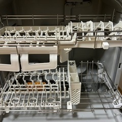 食器洗い乾燥機（食洗機）パナソニック 　NP-TR8 　2015年製　中古品の画像