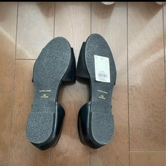 新品　刺繍サンダルの画像