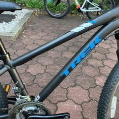 子供用自転車　トレック24インチMTB マットブラックの画像