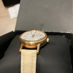 【新品未使用】agnès b.ソーラー腕時計　FBSD937　ホワイトの画像