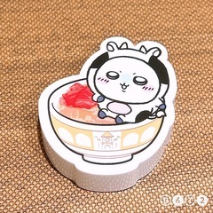 すき家×ちいかわ ダイカットマグネット モモンガ（キムチ牛丼）