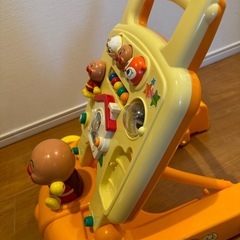 アガツマ アンパンマン よくばりすくすくウォーカーの画像