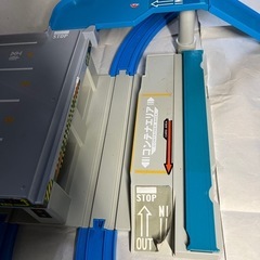 貨物列車停車駅　屋上駐車場の画像